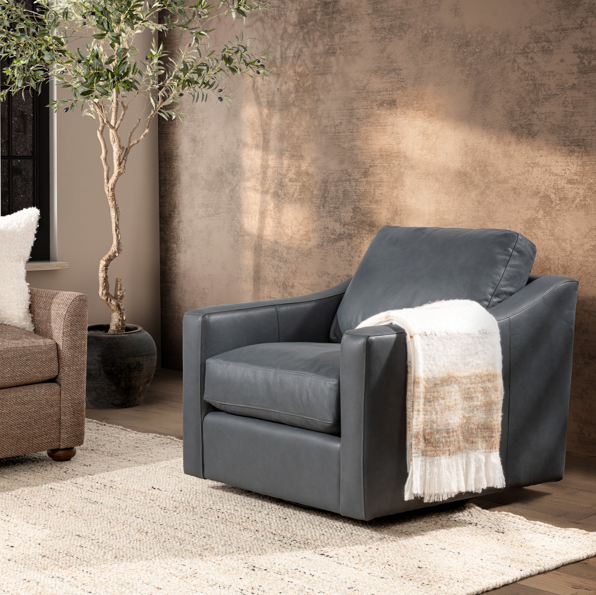 Aspen Swivel Chair - Image 8