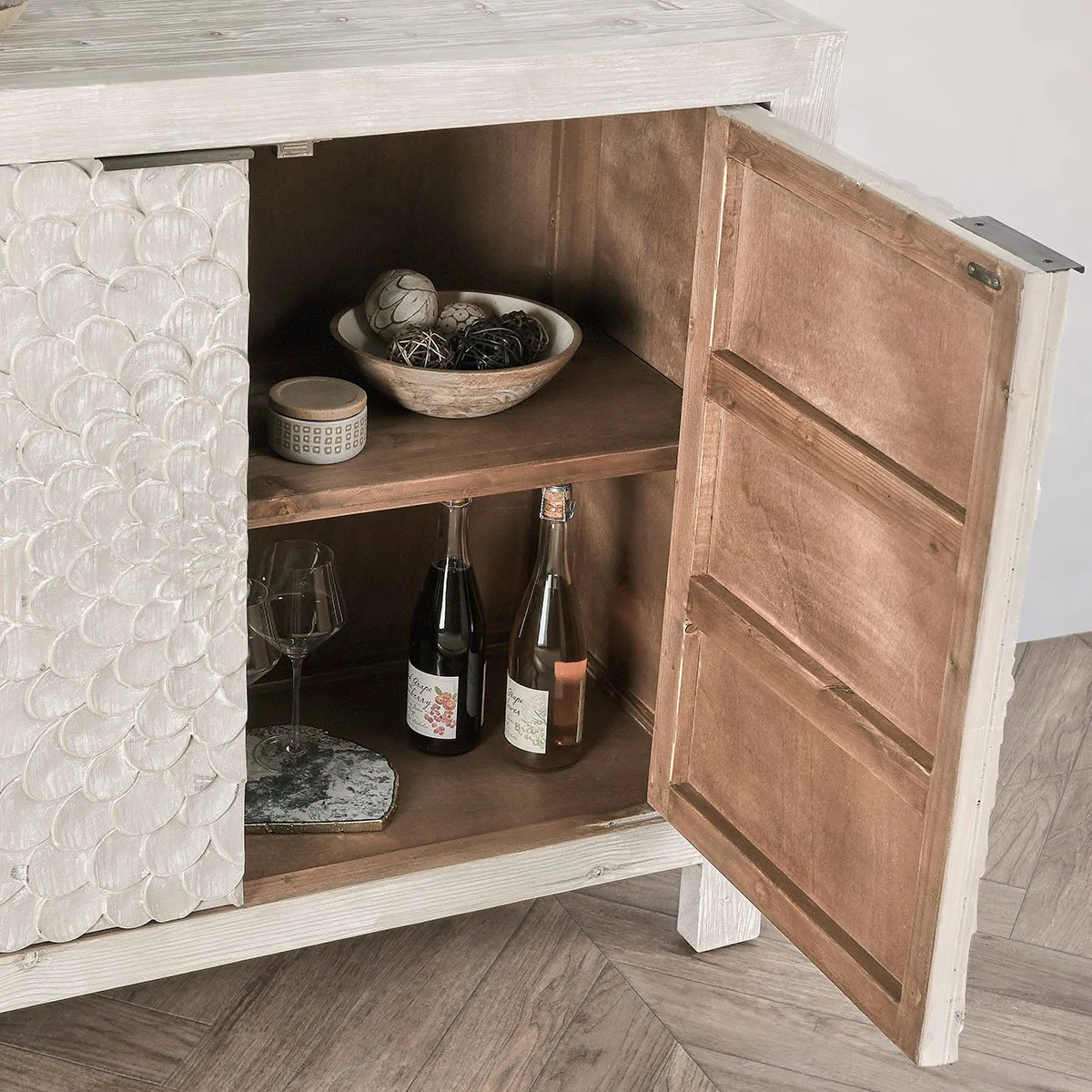 Astrid 4Dr Cabinet - Vintage Cream - Image 10