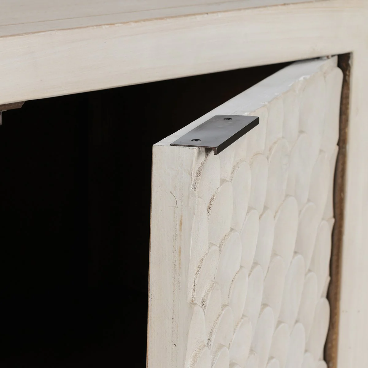 Astrid 4Dr Cabinet - Vintage Cream - Image 7