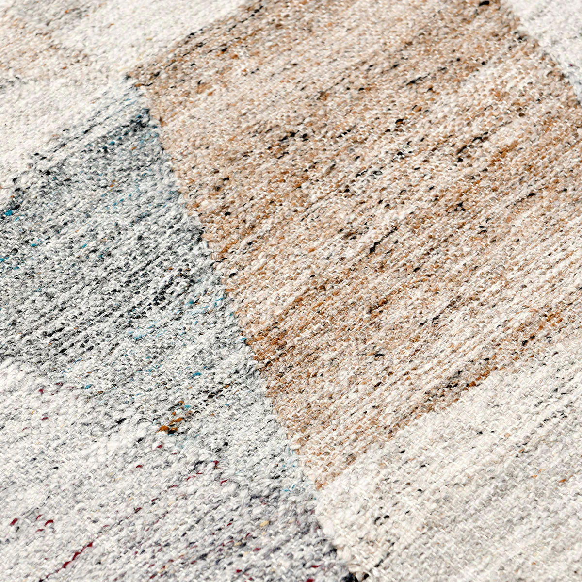 Indoor/Outdoor Savanna Rug - Multi - Image 15