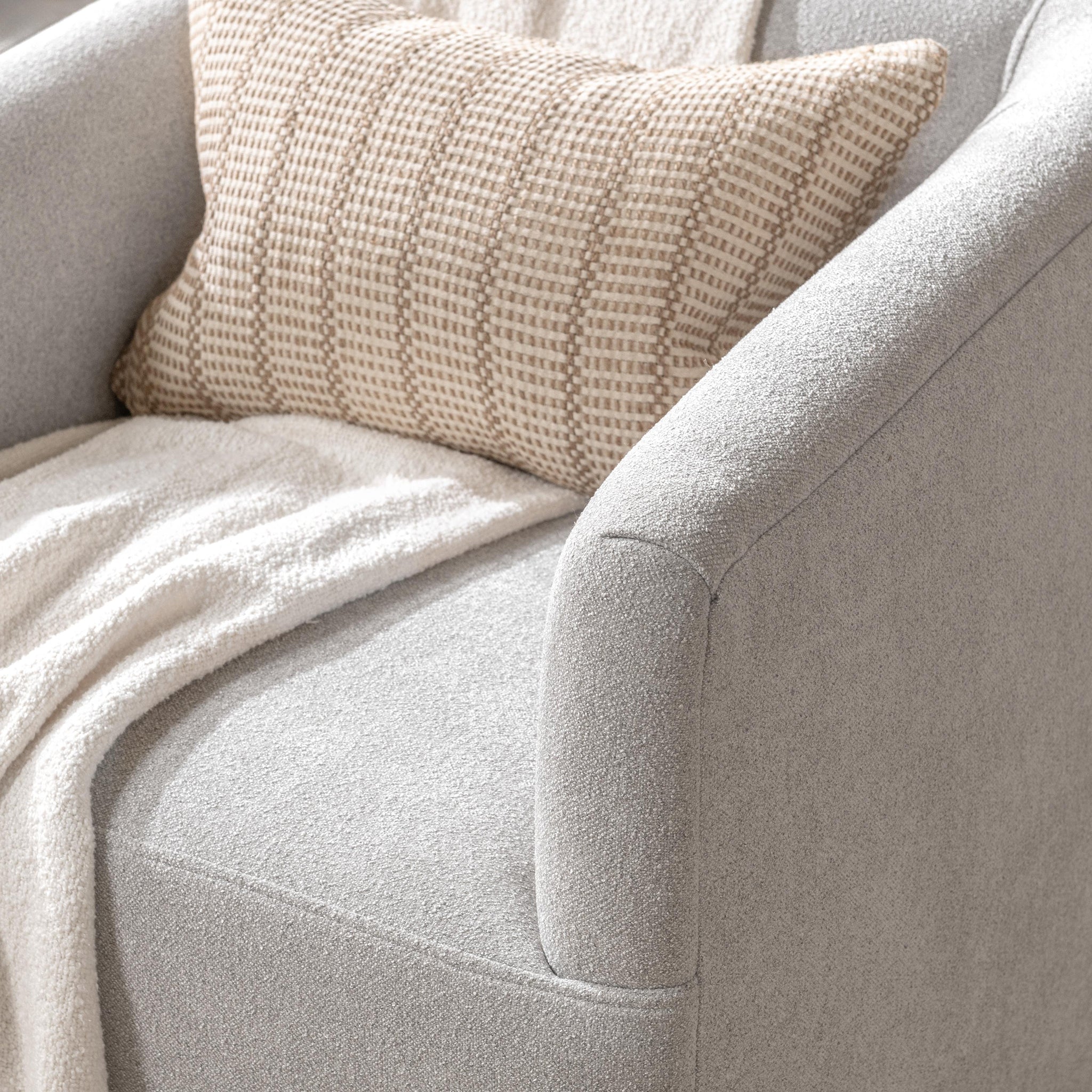 Vernon Swivel Chair - Image 54